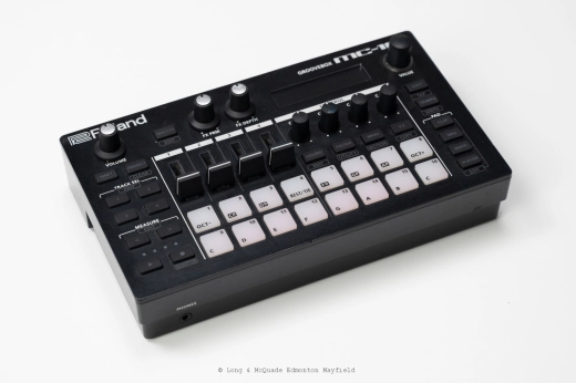 Roland - MC-101 Groovebox