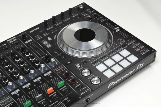 Pioneer - DDJ-SZ2 w/ Flight Case 4