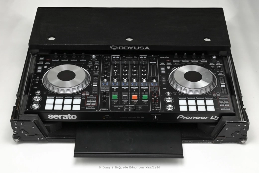 Pioneer - DDJ-SZ2 w/ Flight Case