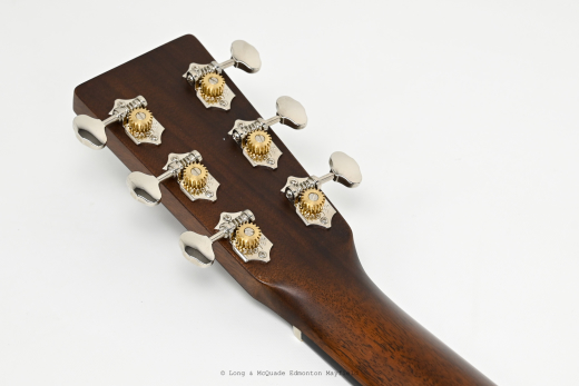 Martin Guitars - 000-18 Spruce Acoustic Guitar w/ Case 5