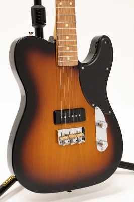 Fender - Noventa Telecaster, Pau Ferro Fingerboard - 2-Colour Sunburst 2