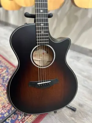 Taylor Guitars - 324CE B.E. 2