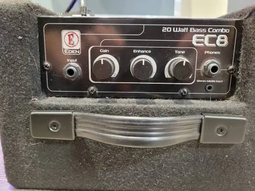 EDEN EC8-C BASS COMBO 2