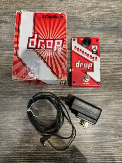 Digitech Polyphonic Drop Tuning Pitch Shifter - Red | Long