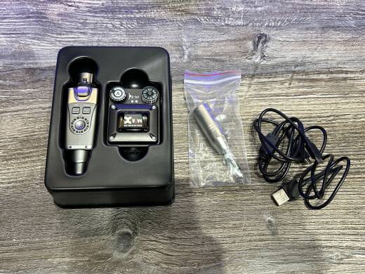 配信機器・PA機器・レコーディング機器 Xvive U4 IN-EAR MONITOR Wireless System Xvive U4 Wireless in-Ear Monitor System Professional IEM System