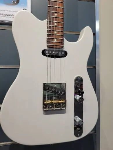 Store Special Product - GODIN STADIUM HT TRANS WHT RM W/GB