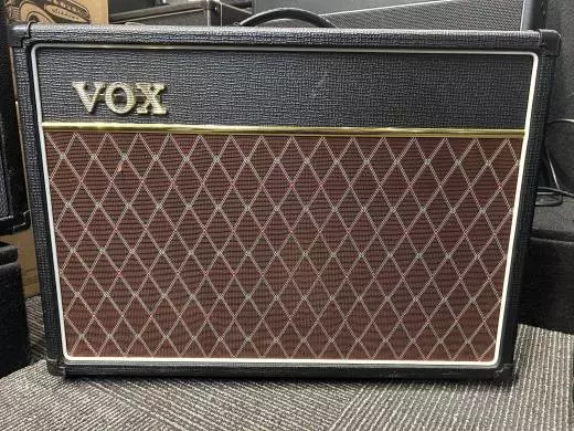Store Special Product - Vox - AC15C1
