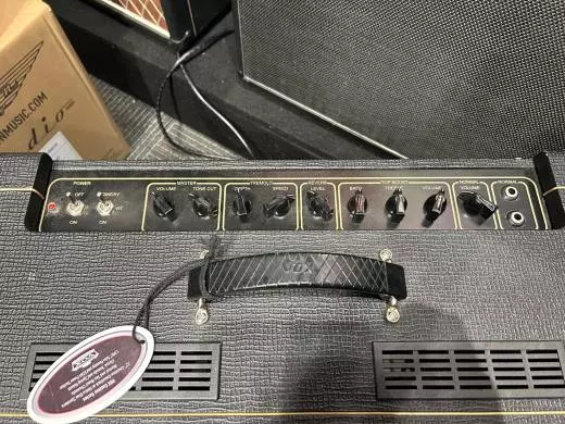 Store Special Product - Vox - AC15C1