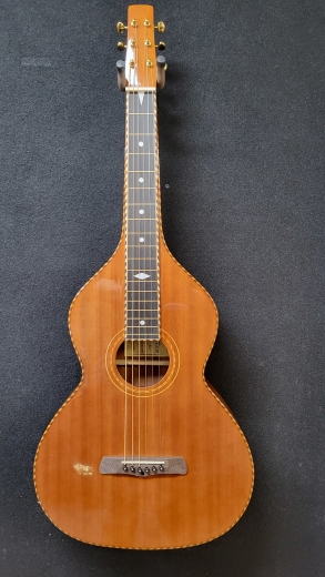 GOLDTONE ALL SOLID MAH WEISSENBORN W/CASE - GT-SM+