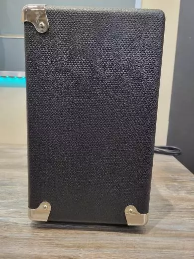 FENDER RUMBLE 15 V3 2
