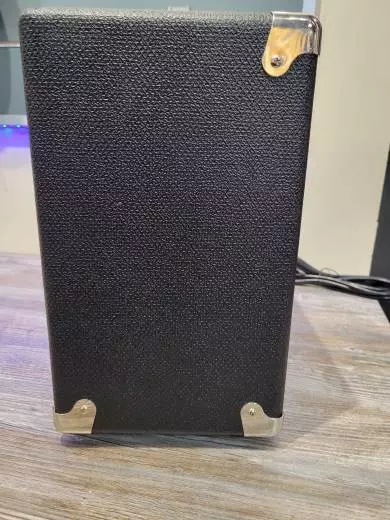 FENDER RUMBLE 15 V3 2