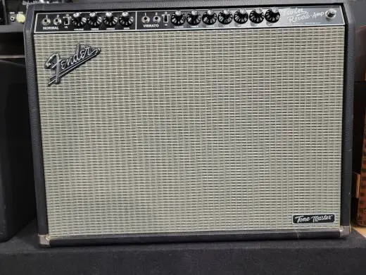 FENDER TONEMASTER TWIN REVERB