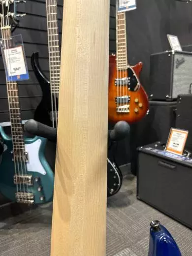 Dingwall Comb4 3PU Quilt Indigo Burst Maple 6-String Bass 2