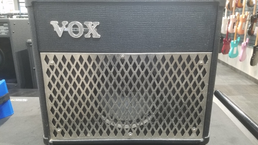 Vox DA15 15W AMP WITH EFFECTS AND AMP MODELS