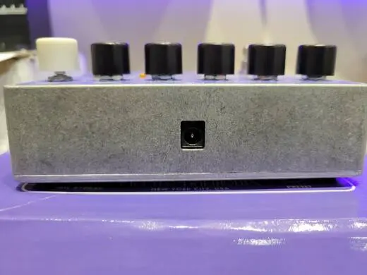 Electro-Harmonix - VOICE BOX 2