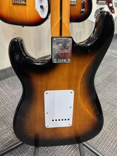 Squier - 037-4005-500 2