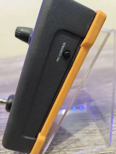 TC-Helicon - VOICETONE T1 2