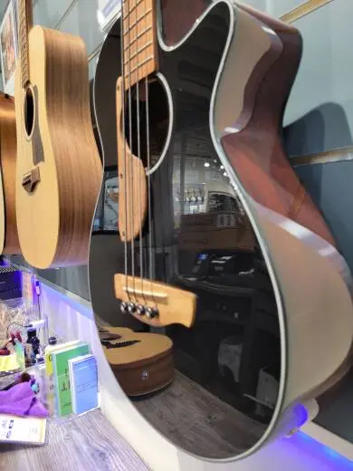 IBANEZ ACOUSTIC BASS BLK HG 2