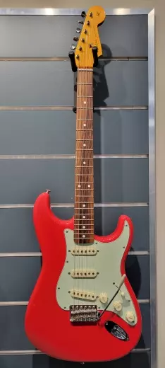 FENDER C.S.60'S STRAT LACQUER FIESTA RED