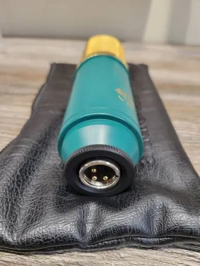 MXL V67G Condenser 2