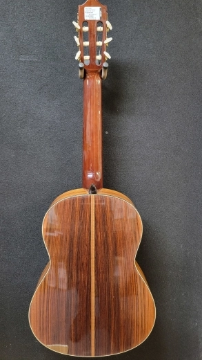 YAMAHA TOP: SOLID CEDAR F/B: INDIAN ROSEWOOD 2