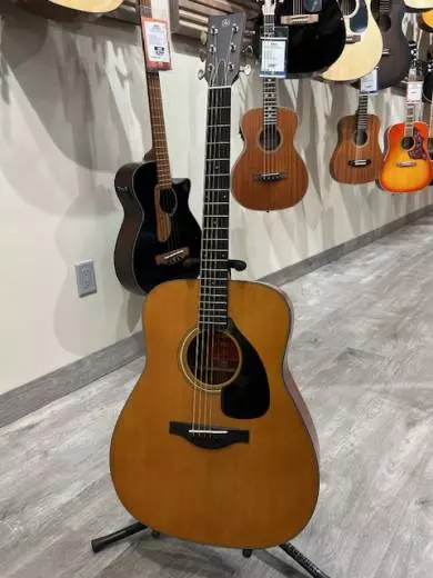 Yamaha - FG3