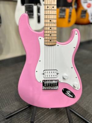 ✨未使用✨Fender Squier Stratocaster Pink HB Squier by Fender SONIC STRATOCASTER HT Flash Pink エレキ