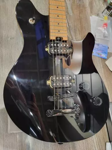 EVH WG STD T.O.M GLOSS BLACK 2