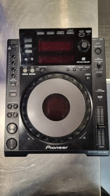 PIONEER CDJ900 DJ PLAYER W/MP3 AND USB