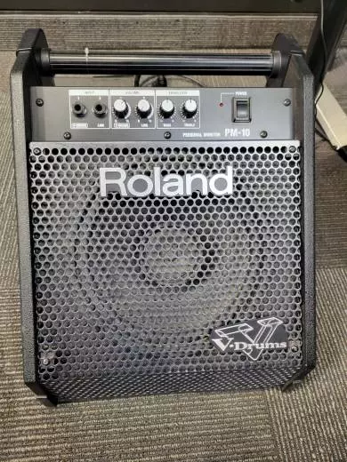 ROLAND 30W PERSONAL MONITOR AMP