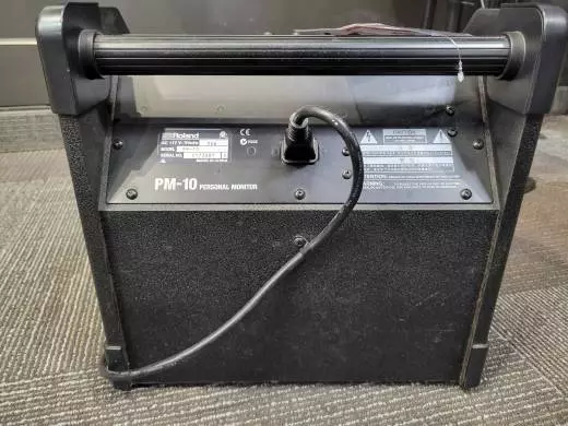 ROLAND 30W PERSONAL MONITOR AMP 2