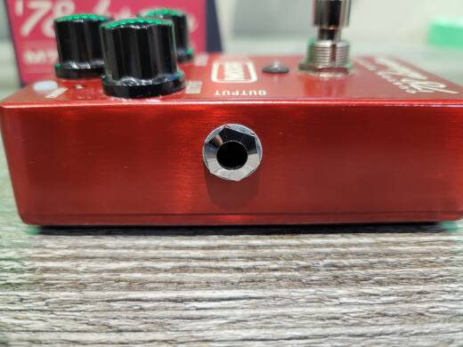 MXR M78 - Custom Badass '78 Distortion | Long & McQuade