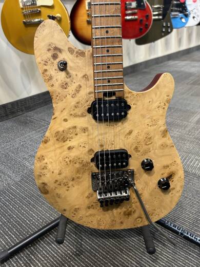 EVH Wolfgang WG Standard Exotic Laurel Burl, Baked Maple