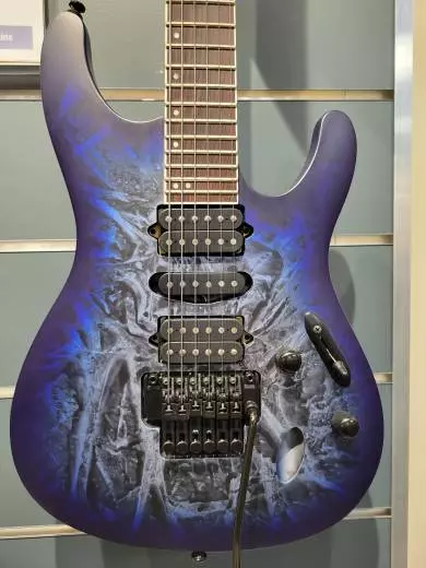 IBANEZ S COSMIC BLUE FROZEN MATTE 2