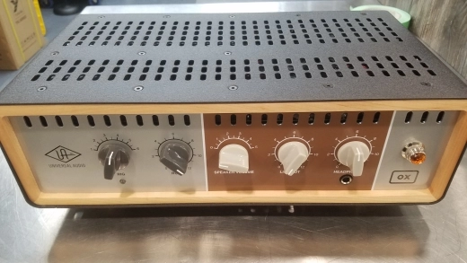 UA OX AMP TOP BOX