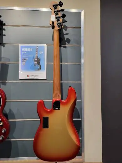 Squier - 037-0481-570 2