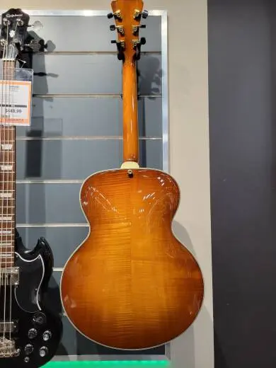 Eastman Guitars - AR805-GB 2
