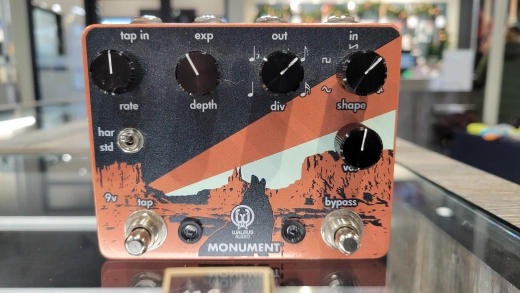 Walrus Audio - MONUMENT - HARMONIC TAP-TREMOLO V1