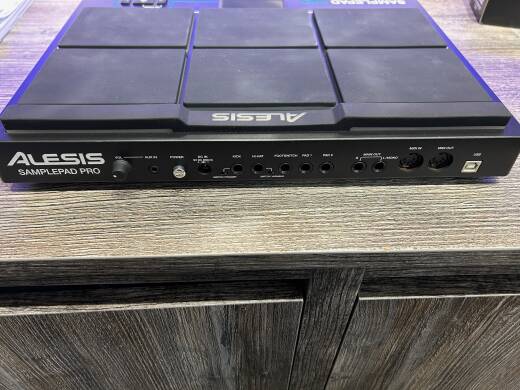 Gear Hunter | Alesis - SAMPLEPAD PRO