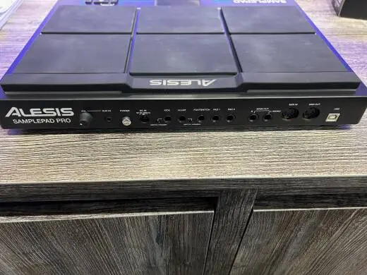 Alesis - SAMPLEPAD PRO 2