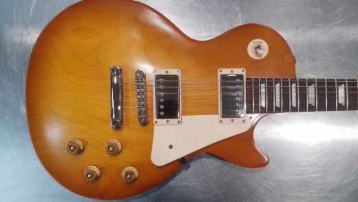 Gibson Les Paul Tribute - Satin Honeyburst 5