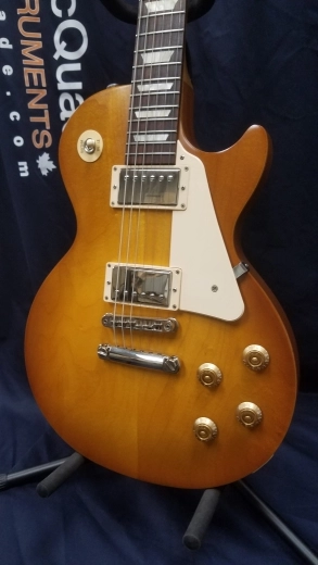 Gibson Les Paul Tribute - Satin Honeyburst 2