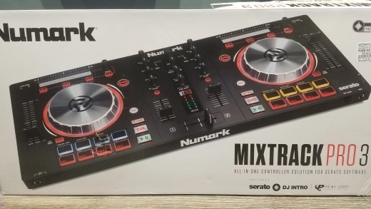 Numark - MIXTRACK PRO 3 2