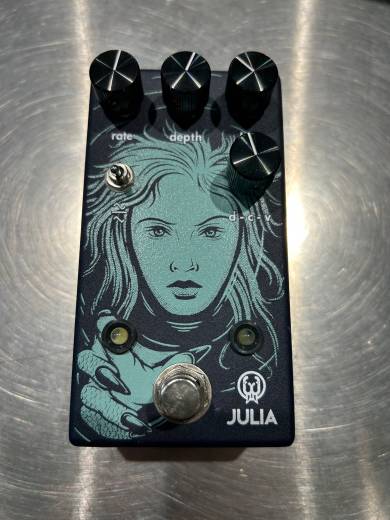 ギター WALRUS Audio Julia Chorus/Vibrato v2 Walrus Audio Julia Analog Chorus/Vibrato V2 | Long & McQuade