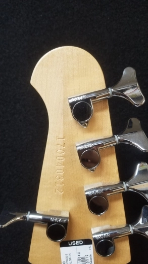 GIBSON 2018 EB BASS 5 STRING NATURAL SATIN 2