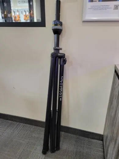 ULTIMATE TALL TELELOCK STAND W/ LEVELING LEG