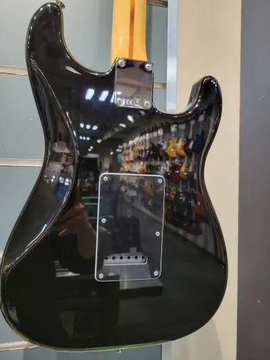 FENDER STD STRAT LH RW BLK 2