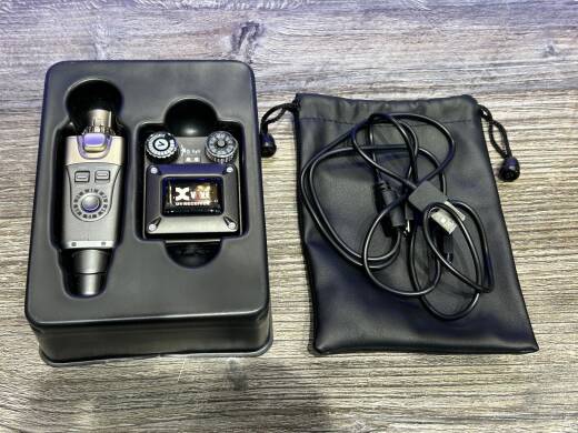 Xvive Audio XVIVE-U4 Wireless In Ear System