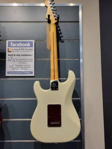 Store Special Product - FENDER AM PRO II STRAT MN OWT W/C