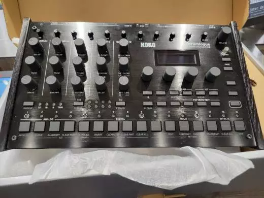 Korg - DRUMLOGUE